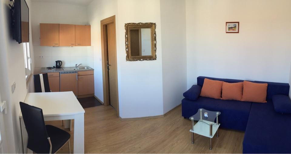 Apartments Suker Трогир Екстериор снимка